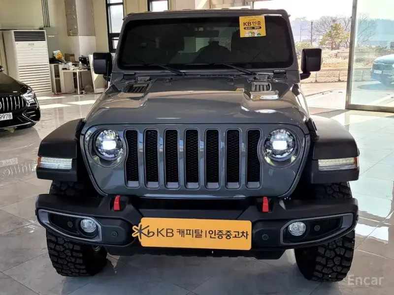 2023 Jeep Wrangler с пробегом 45 280 км