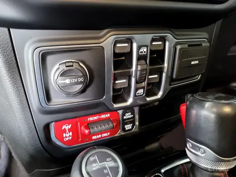 2023 Jeep Wrangler с пробегом 45 280 км