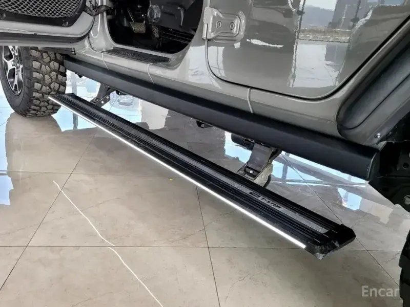 2023 Jeep Wrangler с пробегом 45 280 км