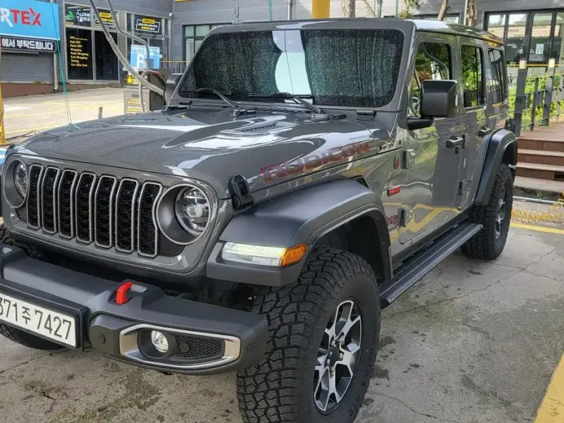 2023 Jeep Wrangler с пробегом 19 860 км