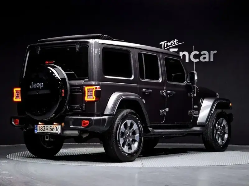 2022 Jeep Wrangler с пробегом 24 025 км