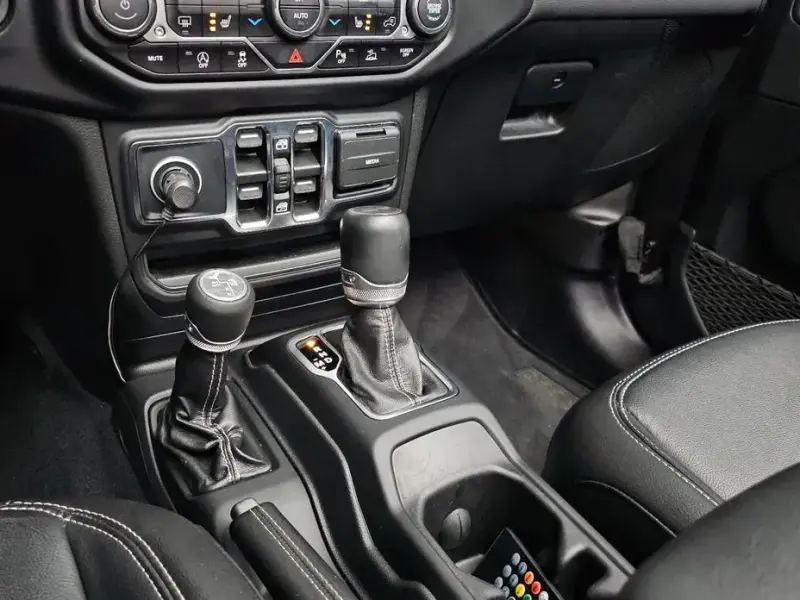2022 Jeep Wrangler с пробегом 24 025 км