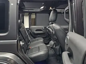 2022 Jeep Wrangler с пробегом 24 025 км