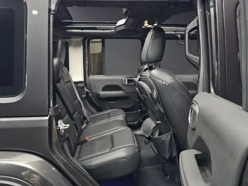 2022 Jeep Wrangler с пробегом 24 025 км