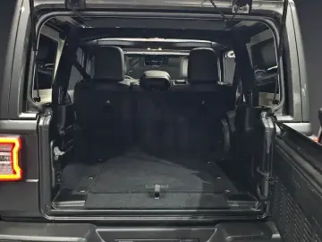 2022 Jeep Wrangler с пробегом 24 025 км