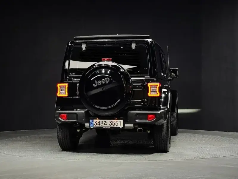 2023 Jeep Wrangler с пробегом 47 832 км
