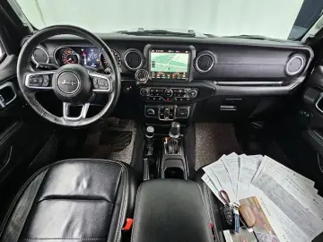 2023 Jeep Wrangler с пробегом 47 832 км