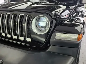 2023 Jeep Wrangler с пробегом 47 832 км