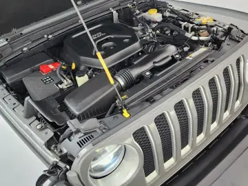 2022 Jeep Wrangler с пробегом 19 655 км
