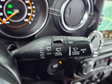 2023 Jeep Wrangler с пробегом 47 832 км
