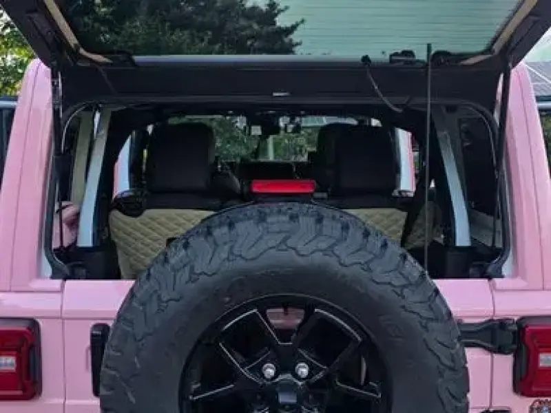 2024 Jeep Wrangler с пробегом 16 200 км