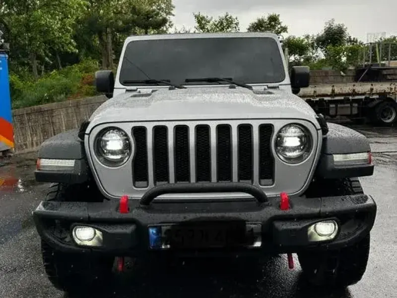 2023 Jeep Wrangler с пробегом 40 000 км
