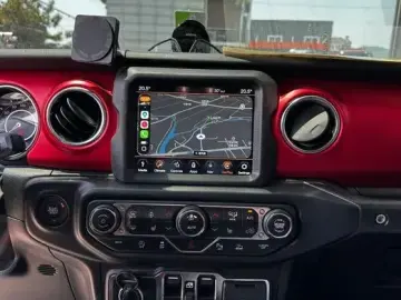 2023 Jeep Wrangler с пробегом 40 000 км
