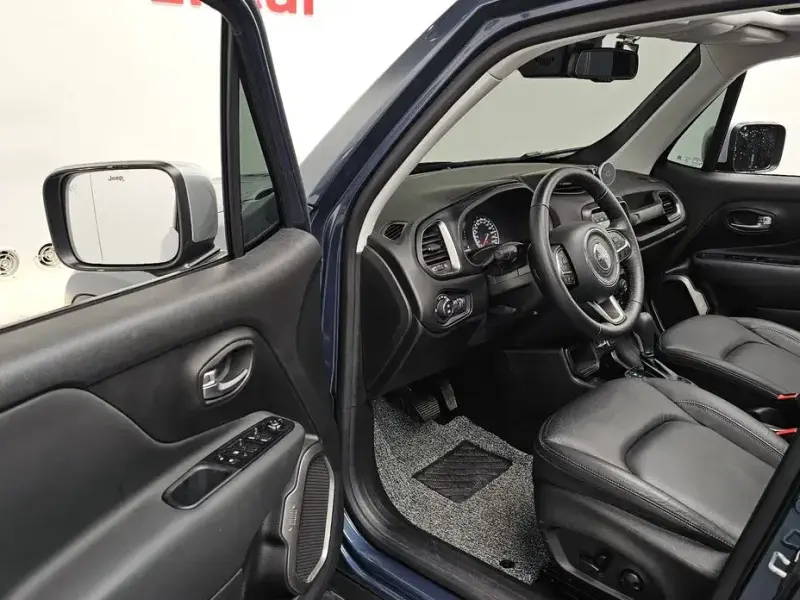 2022 Jeep Renegade с пробегом 14 896 км