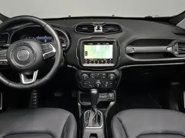 2023 Jeep Renegade с пробегом 25 247 км