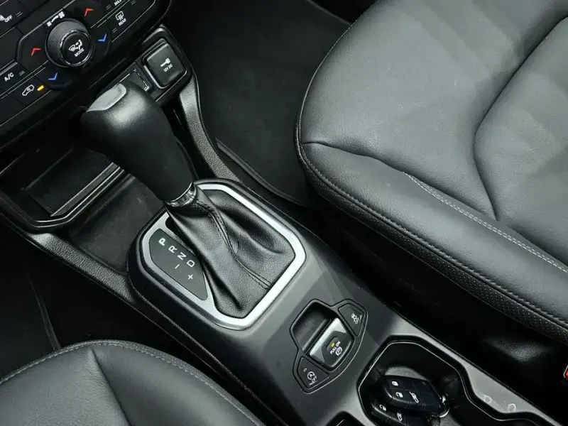 2023 Jeep Renegade с пробегом 25 247 км