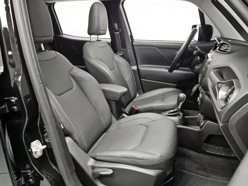 2023 Jeep Renegade с пробегом 25 247 км