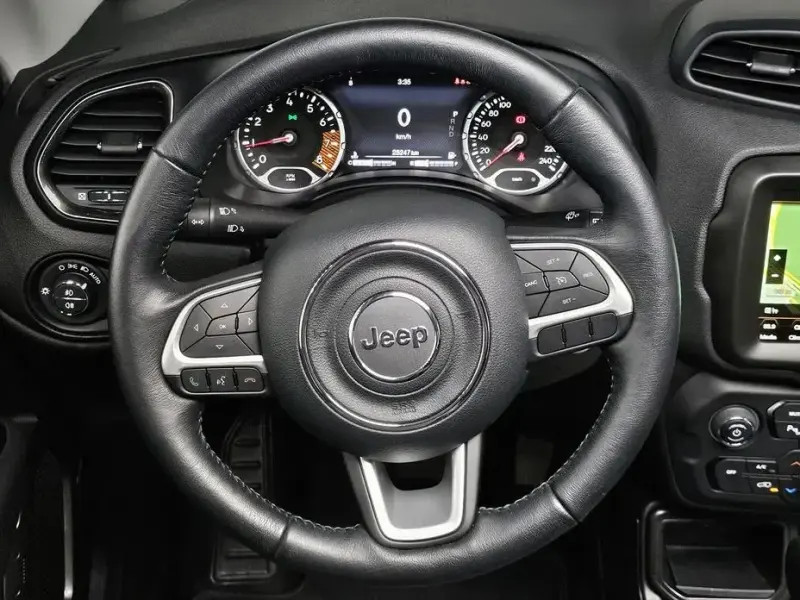 2023 Jeep Renegade с пробегом 25 247 км