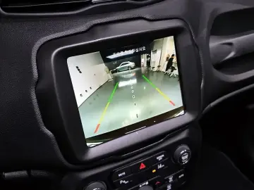 2023 Jeep Renegade с пробегом 25 247 км