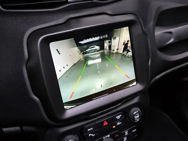 2023 Jeep Renegade с пробегом 25 247 км