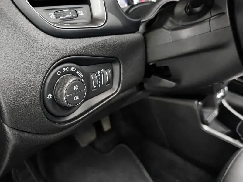 2023 Jeep Renegade с пробегом 25 247 км
