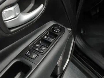 2023 Jeep Renegade с пробегом 25 247 км