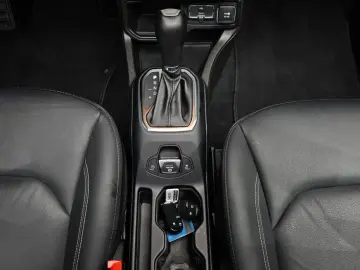2023 Jeep Renegade с пробегом 27 506 км