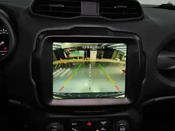 2023 Jeep Renegade с пробегом 27 506 км