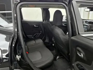 2019 Jeep Renegade с пробегом 104 902 км