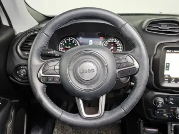 2019 Jeep Renegade с пробегом 50 974 км