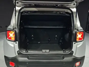 2019 Jeep Renegade с пробегом 93 629 км