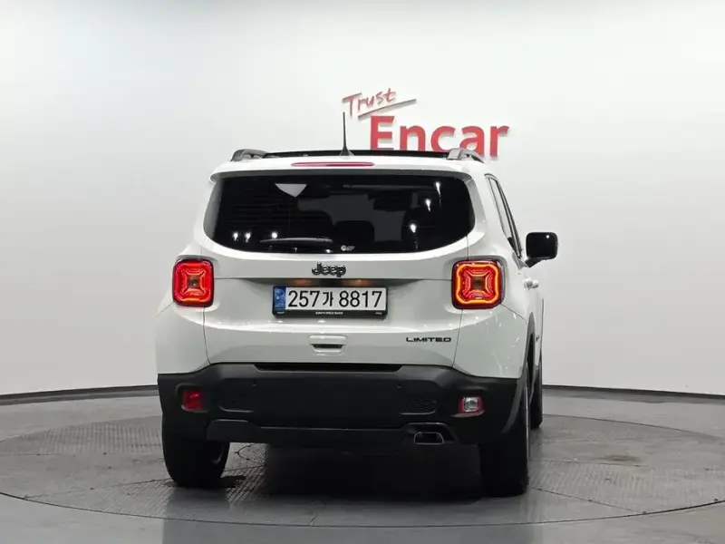 2021 Jeep Renegade с пробегом 22 619 км