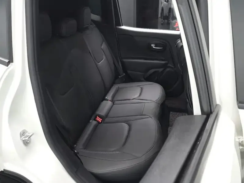 2021 Jeep Renegade с пробегом 22 619 км