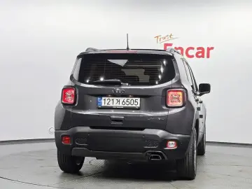 2021 Jeep Renegade с пробегом 42 069 км