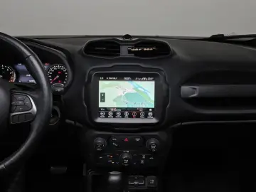 2021 Jeep Renegade с пробегом 42 069 км