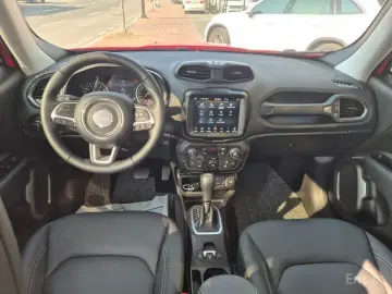 2023 Jeep Renegade с пробегом 19 340 км