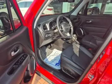 2023 Jeep Renegade с пробегом 19 340 км