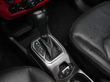 2020 Jeep Renegade с пробегом 59 402 км