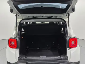 2020 Jeep Renegade с пробегом 59 402 км