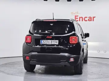 2023 Jeep Renegade с пробегом 19 485 км