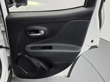 2020 Jeep Renegade с пробегом 59 402 км