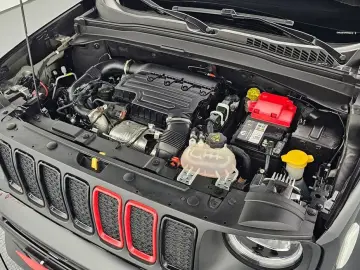 2023 Jeep Renegade с пробегом 19 485 км