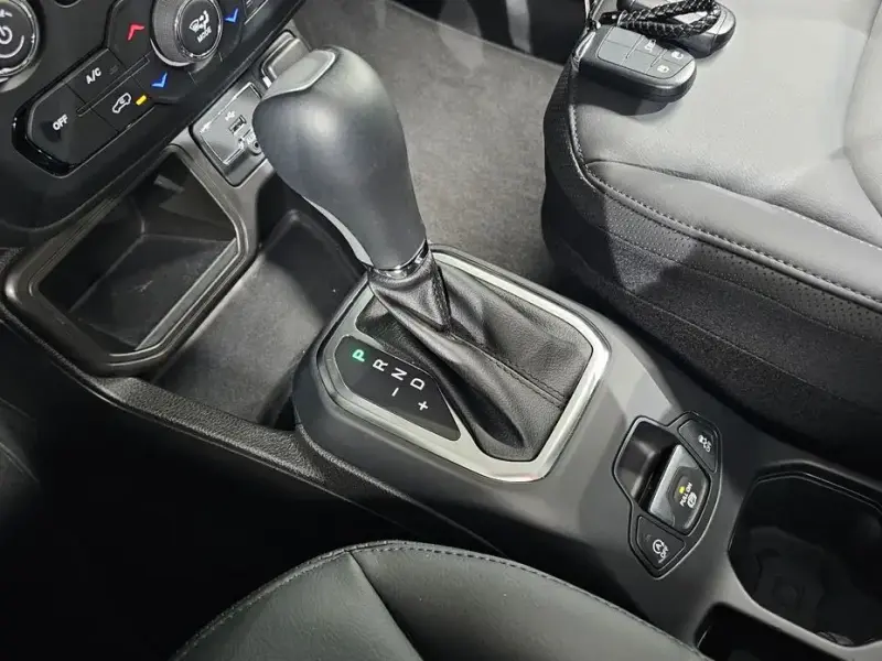 2023 Jeep Renegade с пробегом 19 485 км