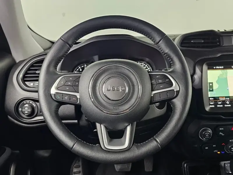 2023 Jeep Renegade с пробегом 19 485 км