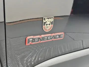 2023 Jeep Renegade с пробегом 19 485 км