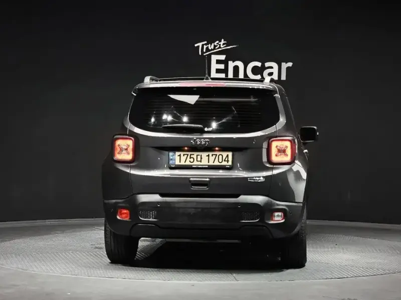 2021 Jeep Renegade с пробегом 25 980 км