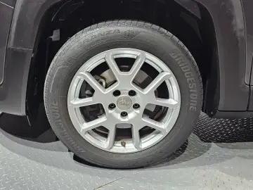 2021 Jeep Renegade с пробегом 25 980 км