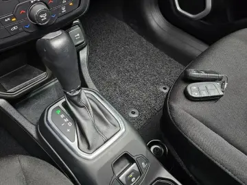 2021 Jeep Renegade с пробегом 25 980 км