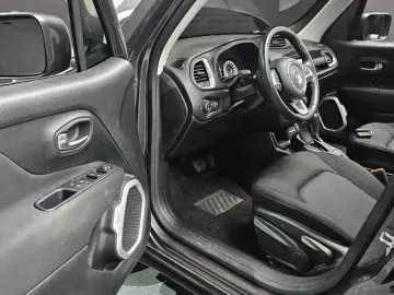 2021 Jeep Renegade с пробегом 25 980 км