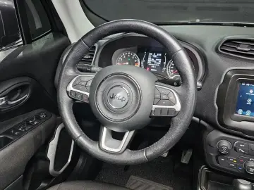 2021 Jeep Renegade с пробегом 25 980 км